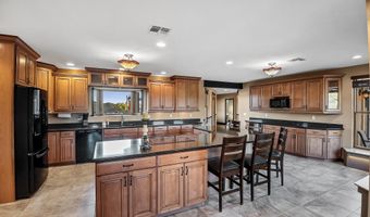 35369 S Pinnacle Pl, Black Canyon City, AZ 85324