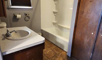 317 E Main St, Berne, IN 46711