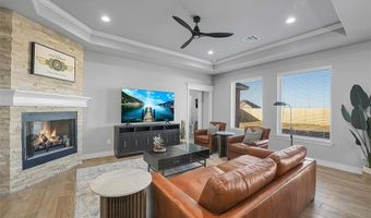 2121 Longhorn Trl, Altus, OK 73521
