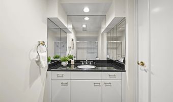 200 Harbor 2701, San Diego, CA 92101