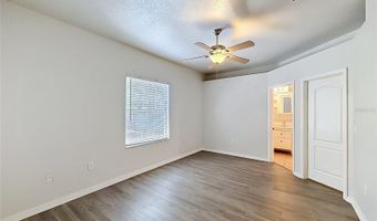 6932 MONARCH PARK Dr, Apollo Beach, FL 33572
