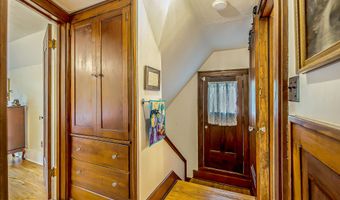 4951 W Liberty Rd, Ann Arbor, MI 48103