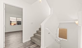 10525 Shiny Skies Dr, Las Vegas, NV 89129