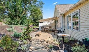 2800 Hartford Ln, Akron, OH 44312