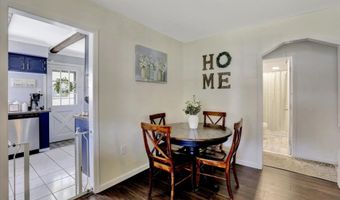 126 9th St, Belford, NJ 07718
