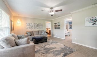 410 Ipswich St, Altamonte Springs, FL 32701