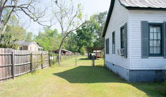 281 Bridge St, Branchville, SC 29432
