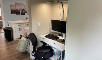 35 Elm St B, Newport, RI 02840