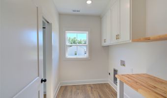 408 Edgewood Dr, Belton, SC 29627
