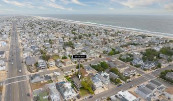 221 11th St, Beach Haven, NJ 08008