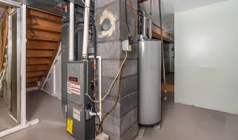 65 Rose Ct, Albany, NY 12209