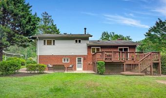 4808 BRADFORD Dr, Annandale, VA 22003