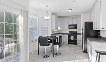 13 SYCAMORE Ln, Bear, DE 19701
