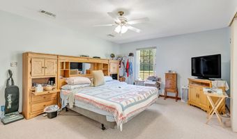 1401 Greenwood Rd, Baker, FL 32531