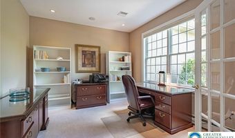 6958 Lehigh Ct, Allentown, PA 18106