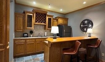 3906 NE Cadbury Ave, Bentonville, AR 72712