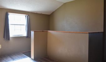 12012 Silver Creek Rd, Alhambra, IL 62001
