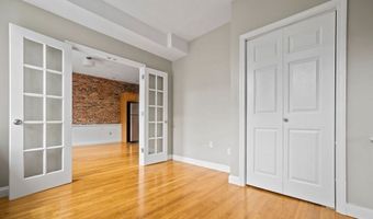 172 Cottage St 5, Boston, MA 02128