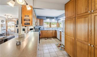 S1576 Lake Street, Alma, WI 54610