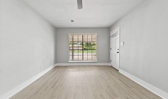 7120 Bienville Dr, Biloxi, MS 39532