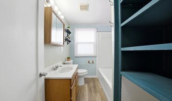 803 9th St, Benton City, WA 99320