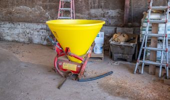 25641 S SCHOCKLEY Rd, Beavercreek, OR 97004