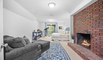 27 Colonel Wilkins Rd, Amherst, NH 03031