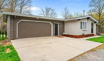 17182 Long Lake Hwy, Alpena, MI 49707