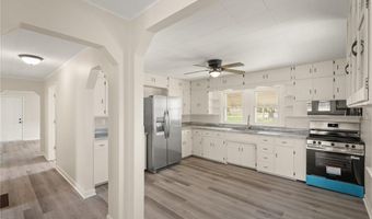 180 Broadway St, Austin, IN 47102