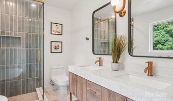 6038 Old Providence Rd, Charlotte, NC 28226