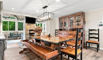226 Tourtellot Hill Rd, Glocester, RI 02814