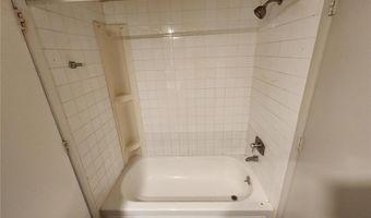 815 Portsdown Rd, Ballwin, MO 63011