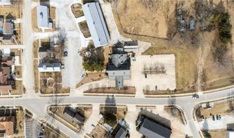 4709 220th Trl, Amana, IA 52203