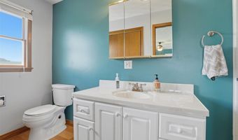 1895 Underwood Ave, Ainsworth, IA 52201