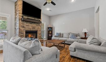 836 N Mountain Grove Rd, Alma, AR 72921
