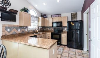 1201 Oak Borough Dr, Ballwin, MO 63021