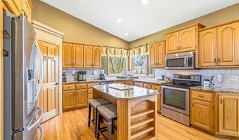 488 139th Ln NW, Andover, MN 55304