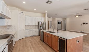 4978 E KARSTEN Dr, Chandler, AZ 85249
