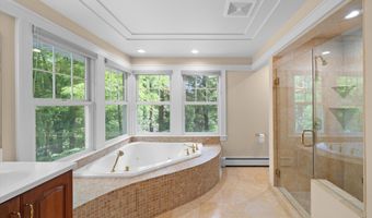 340 Orchard Hills Dr, Ann Arbor, MI 48104