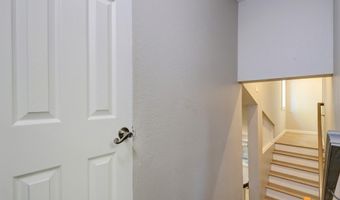 2215 Sunburst Cir, Anchorage, AK 99501