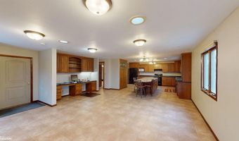 317 E 1st St, Arthur, IA 51431