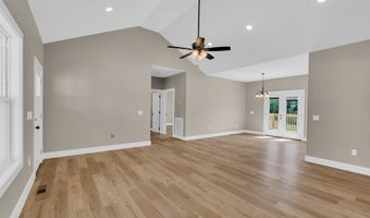8352 Southfork, Baxter, TN 38583