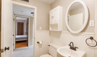 2102 E Oakland Ave, Austin, MN 55912