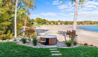 451 Appletree Point Rd, Burlington, VT 05408