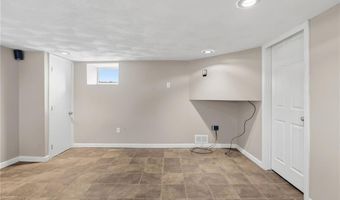105 Park Ave, Cranston, RI 02905