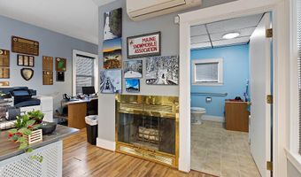 2 Bangor St, Augusta, ME 04330