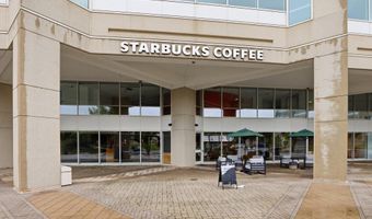 6924 ROCKLEDGE Dr, Bethesda, MD 20817