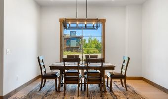 33 Leachman Ln, Bozeman, MT 59718