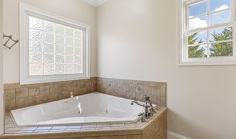 504 Lynnwood Dr, Athens, TN 37303
