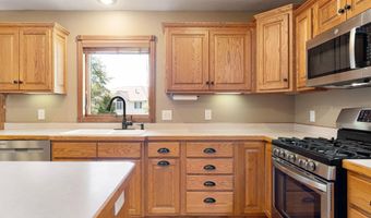1300 26TH St SW, Austin, MN 55912